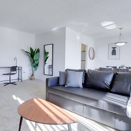 Spacious 2 Bedrooms Apt @Crystal City With Gym Arlington Extérieur photo