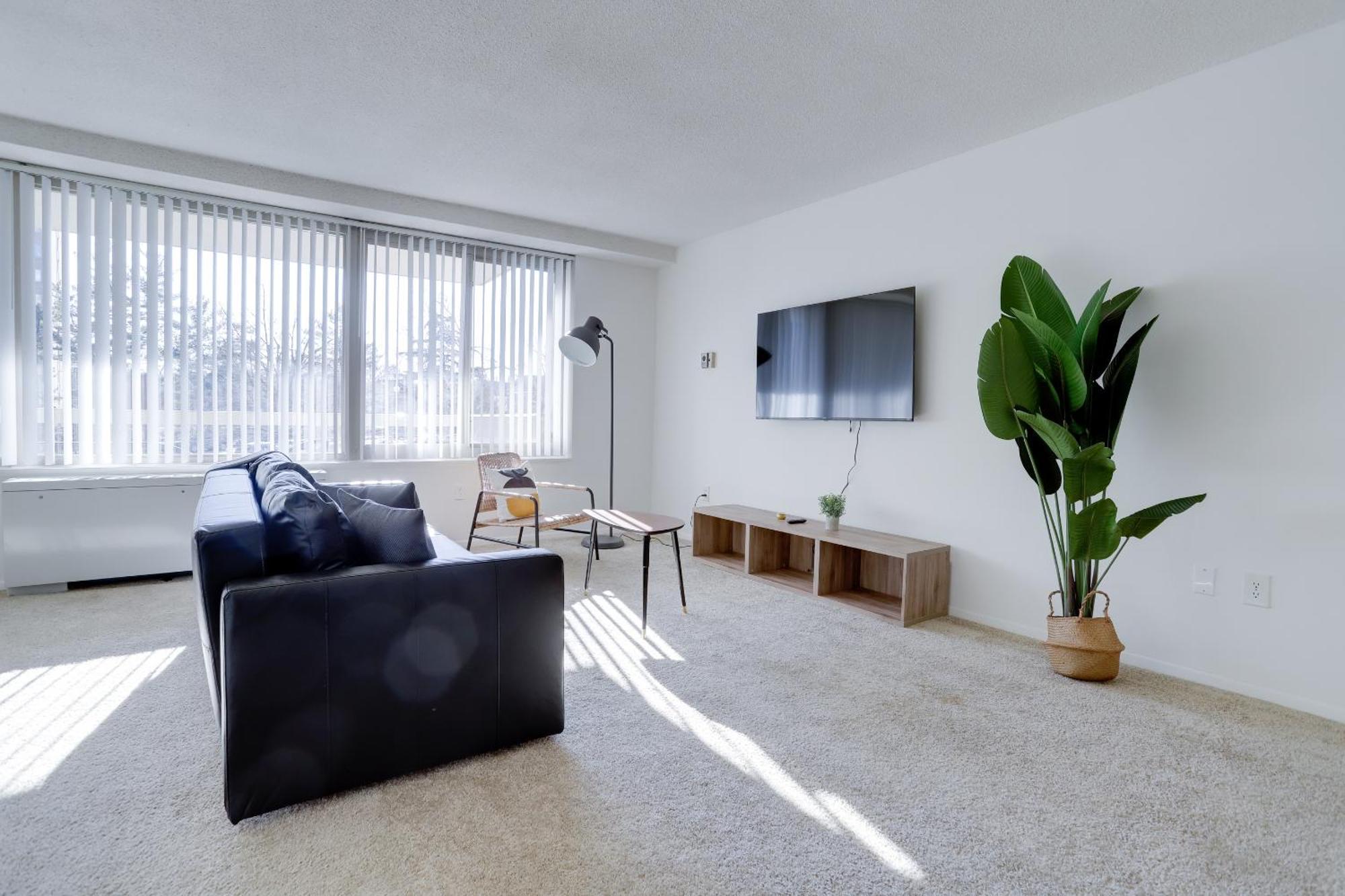 Spacious 2 Bedrooms Apt @Crystal City With Gym Arlington Extérieur photo