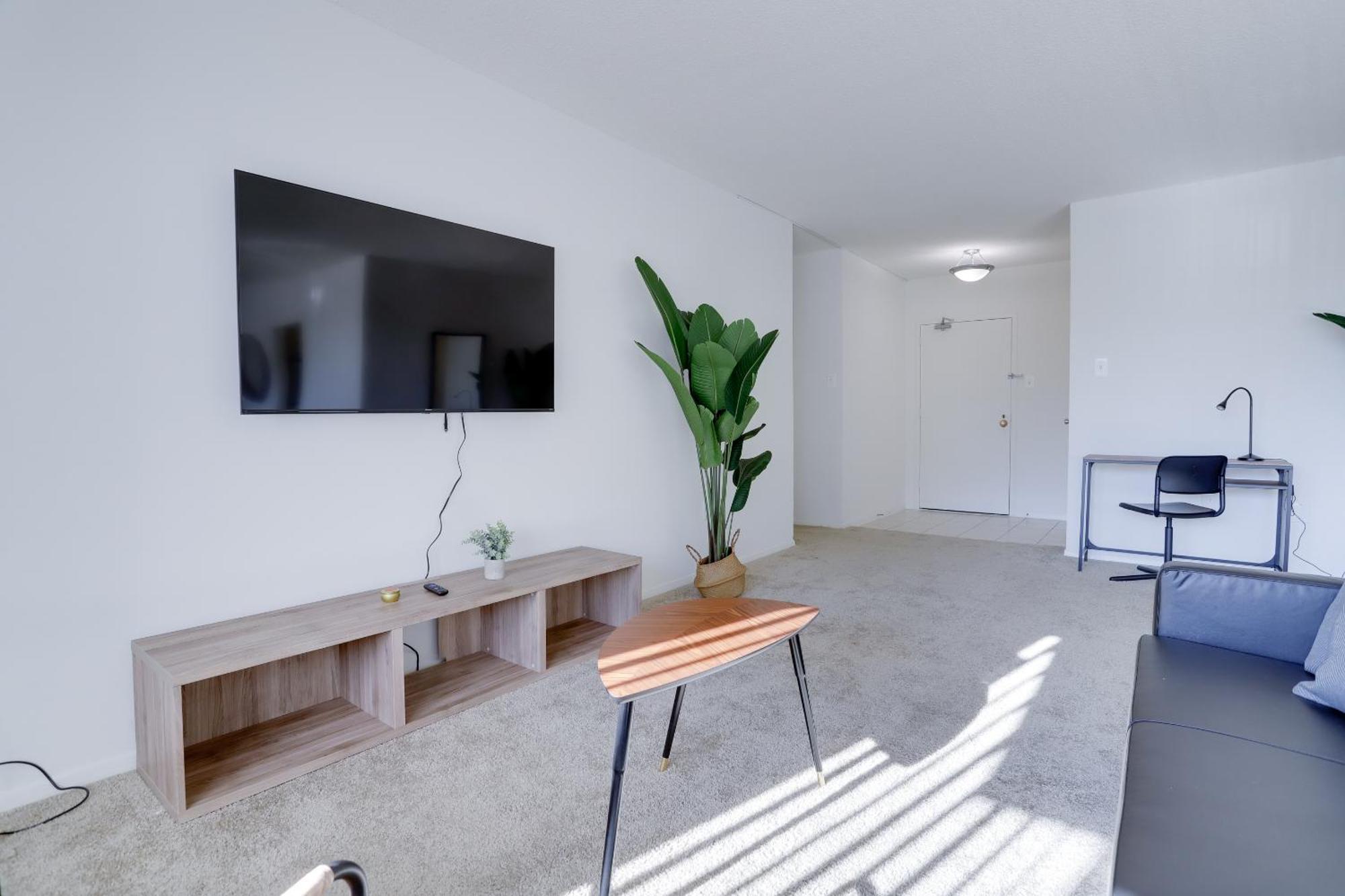 Spacious 2 Bedrooms Apt @Crystal City With Gym Arlington Extérieur photo