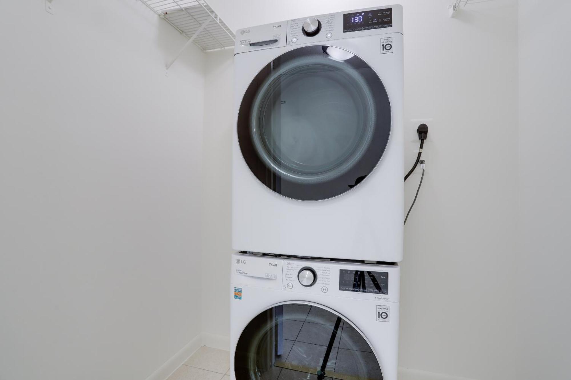 Spacious 2 Bedrooms Apt @Crystal City With Gym Arlington Extérieur photo