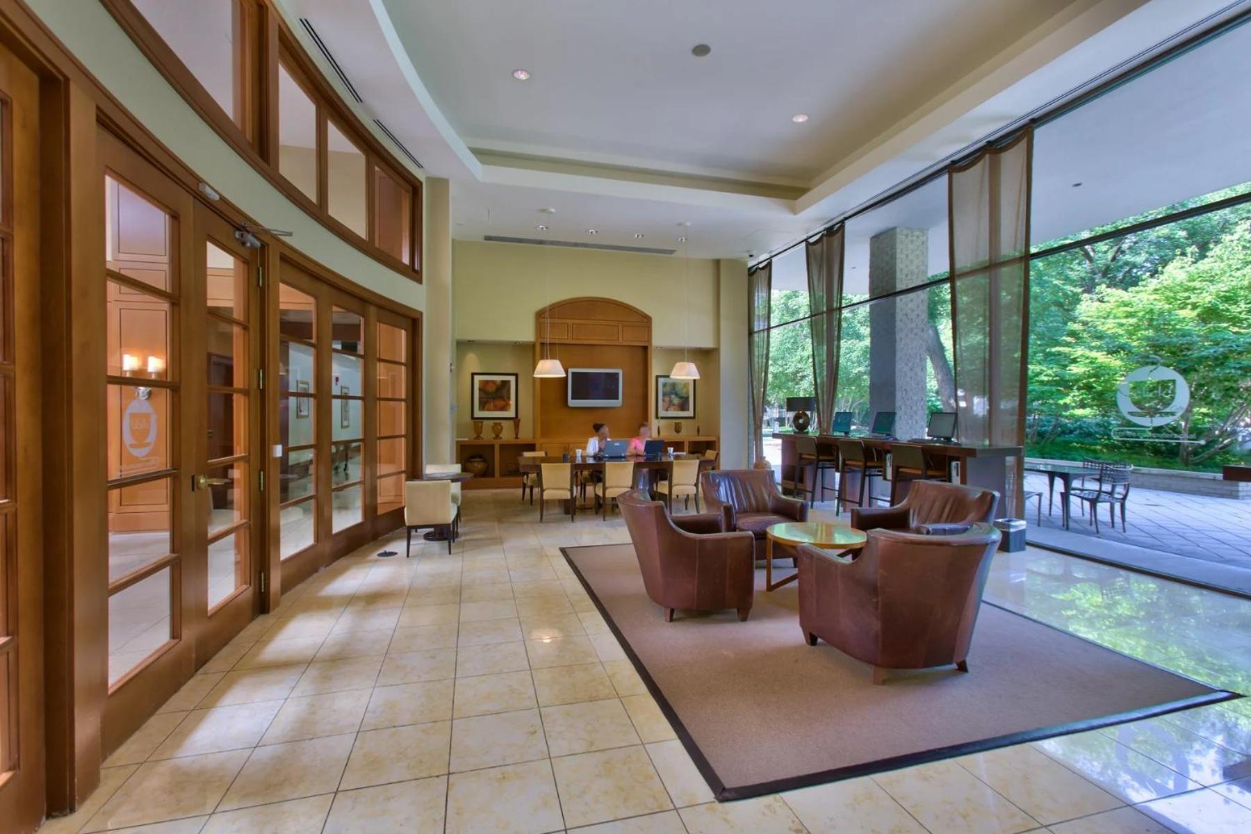 Spacious 2 Bedrooms Apt @Crystal City With Gym Arlington Extérieur photo